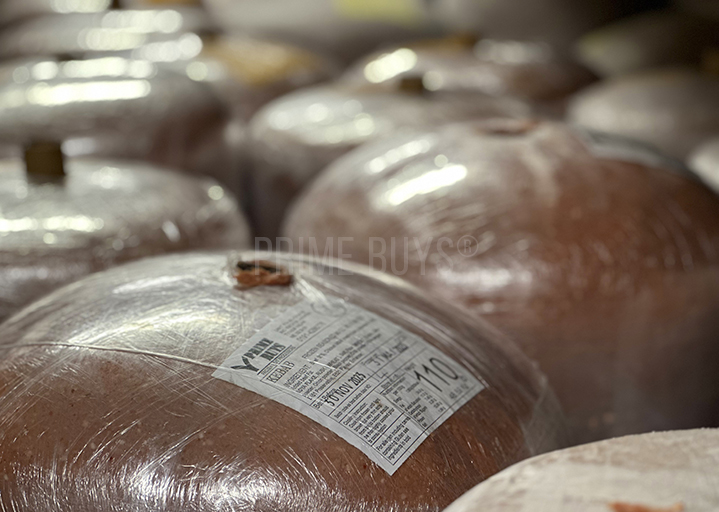 Batch identification label on a wrapped doner product